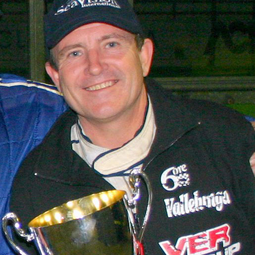 robin donovan with trophy